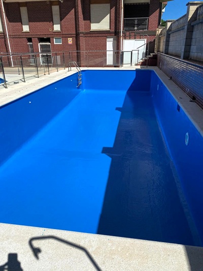 Presupuesto de pintor de piscina en Burgos