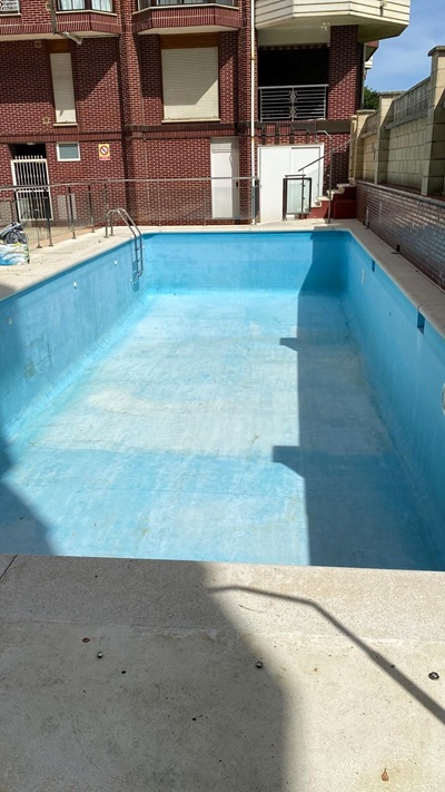 Servicio de pintura de piscinas en Burgos